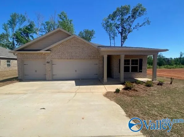 14367 Lannister Ln, Athens, AL 35613