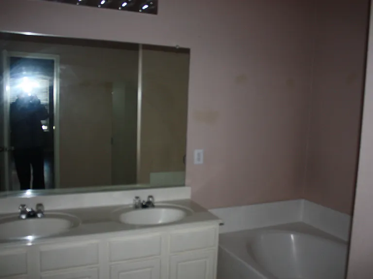 404 Pineview Ln — Photo 15