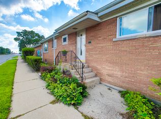 2201 Northgate Ave, North Riverside, IL 60546