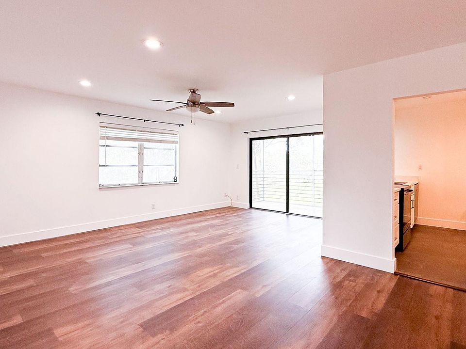 1st image of 2420 SW 81st Ave APT 201