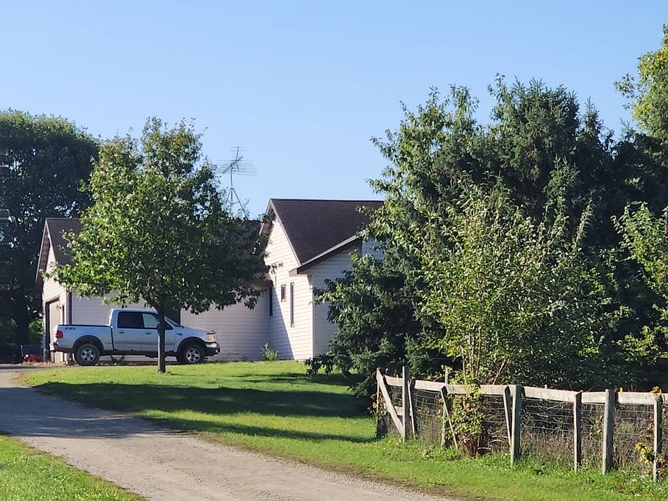 2nd image of 3066 310th St E