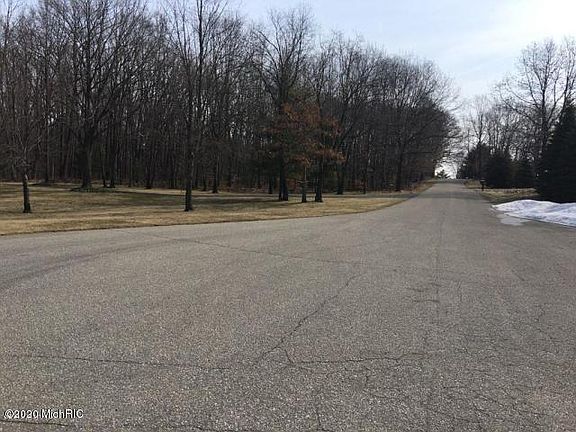 3rd image of 3455 Owen Dr NE