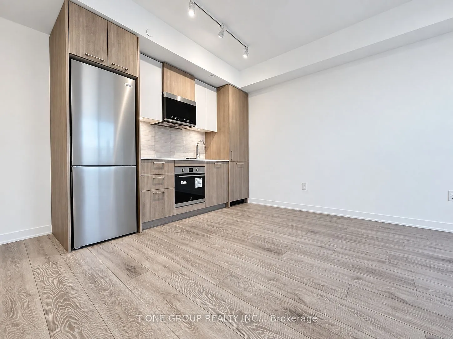 Studio, $1,850 — Photo 4