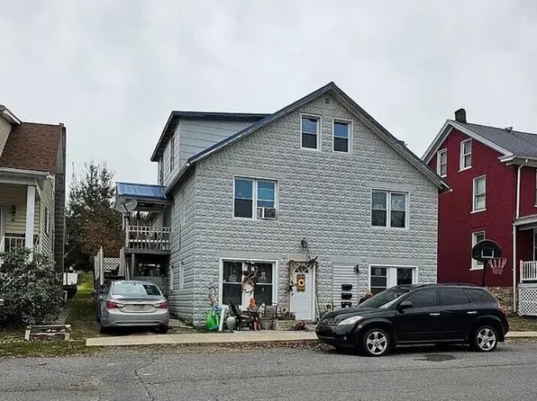 806 Spring St #B, Saxton, PA 16678