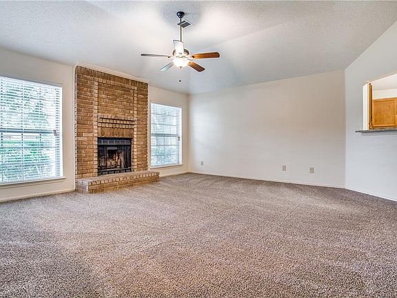 4th image of 1218 Harvest Hill Ln