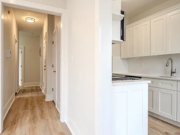 15517 Sanford Ave APT 5B, Flushing, NY 11355