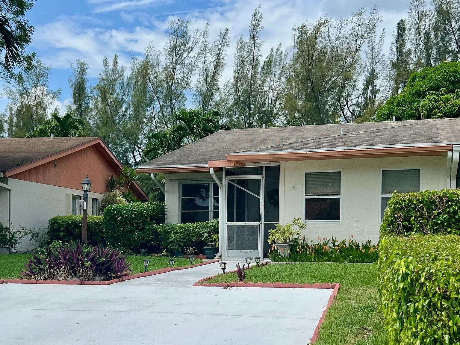 2 bed, 2.0 bath, 1296 sqft, $2,400 — Photo 3