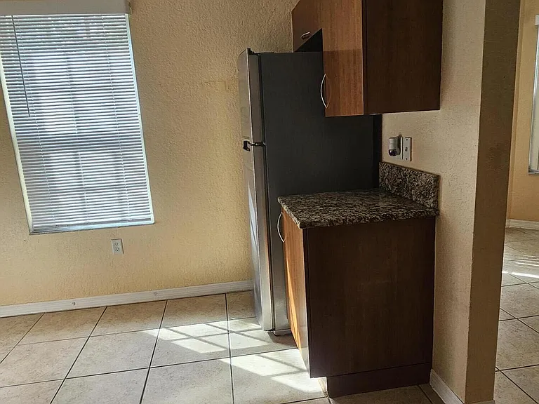 150 SW Peacock Blvd #103 — Photo 5