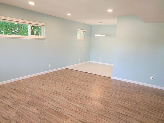 2nd image of 1359 Saratoga Ave #3