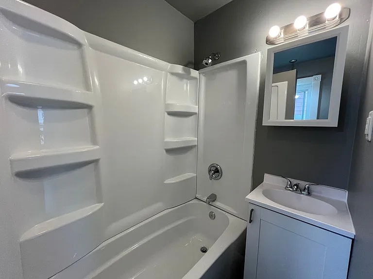 637 S 3rd Ave — Photo 14