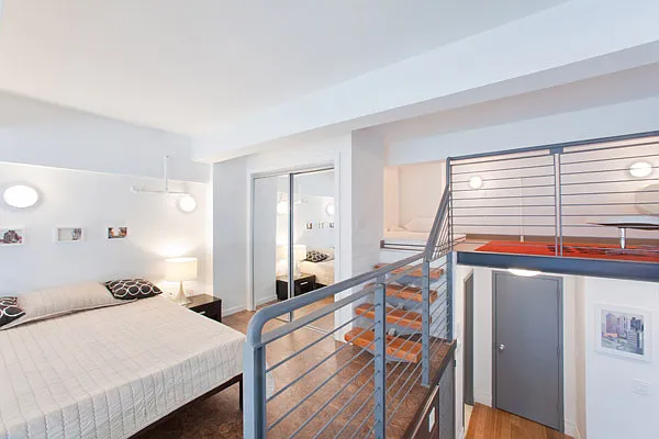 Sold by aptsandlofts.com | media 8