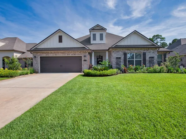 5718 Oak Haven Ln, Gulf Breeze, FL 32563