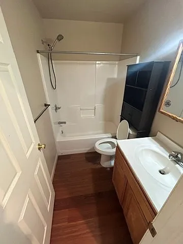 3 bed, 1152 sqft, $1,600 — Photo 3