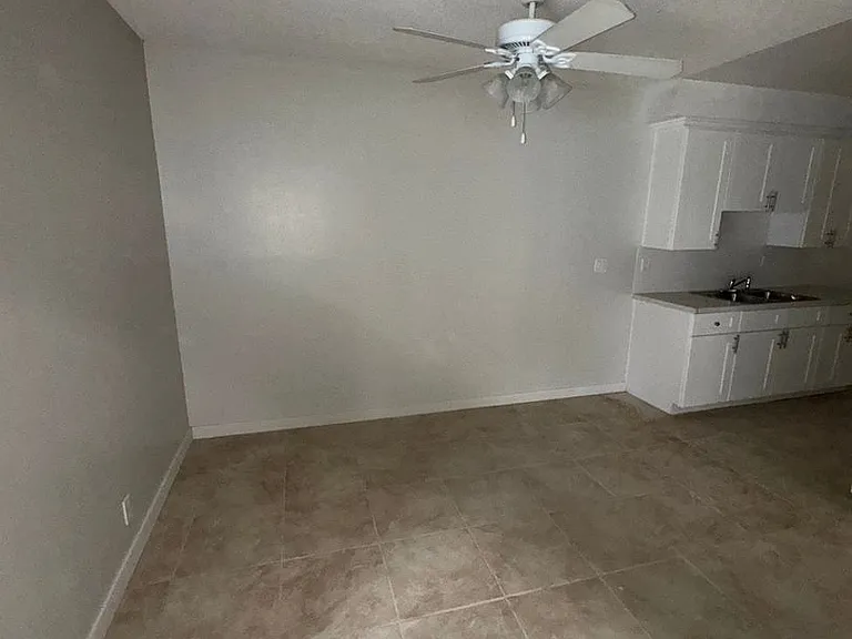 205 E Clifton, Anaheim — Photo 4