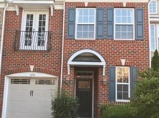 1050 Remington Oaks Cir, Cary, NC 27519