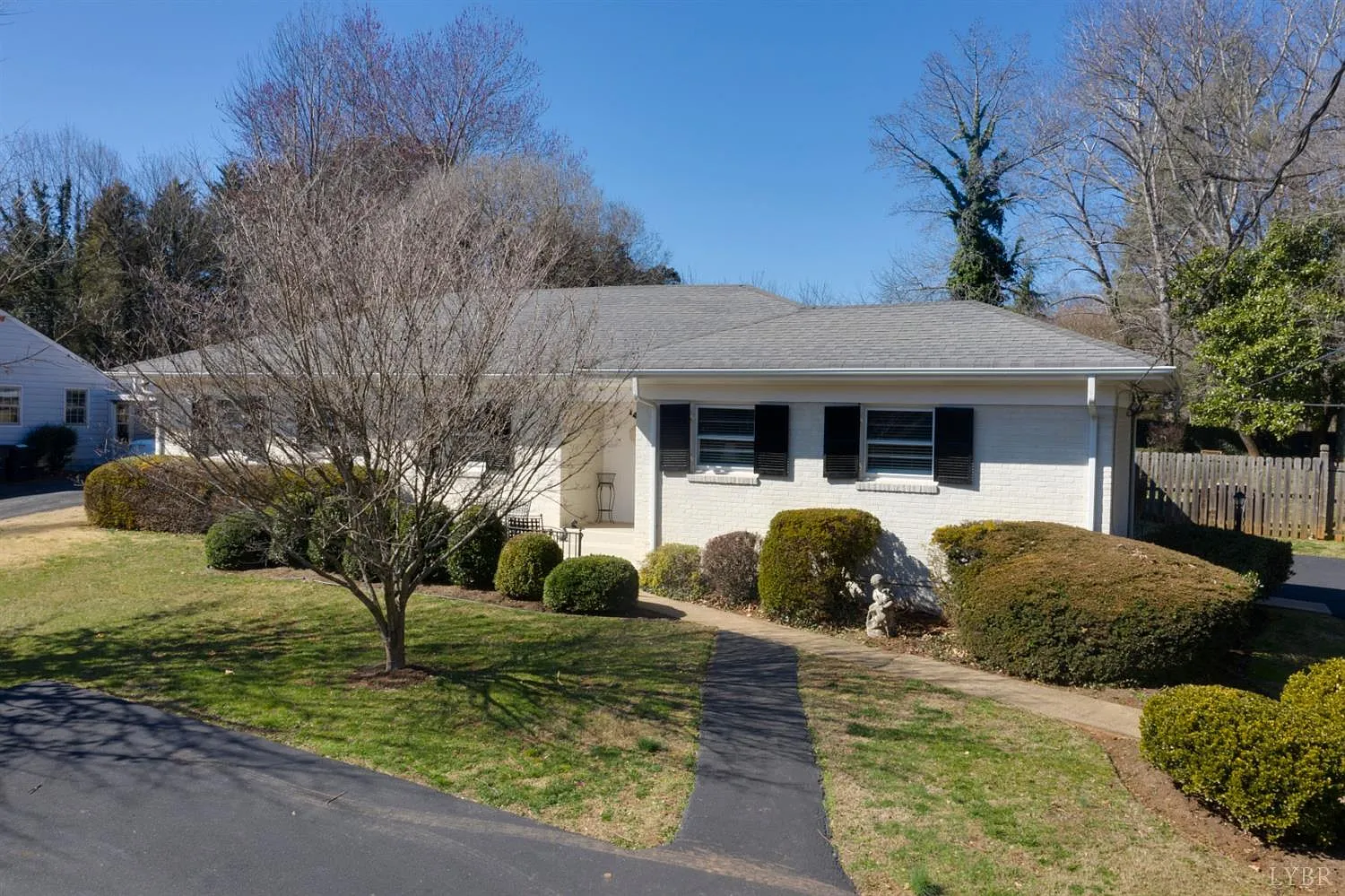 1433 Trents Ferry Rd photo 1