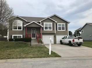 1913 161st Ter, Basehor, KS 06607