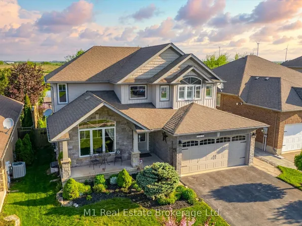 237 Carrol St, Wellington North, ON N0G 1A0
