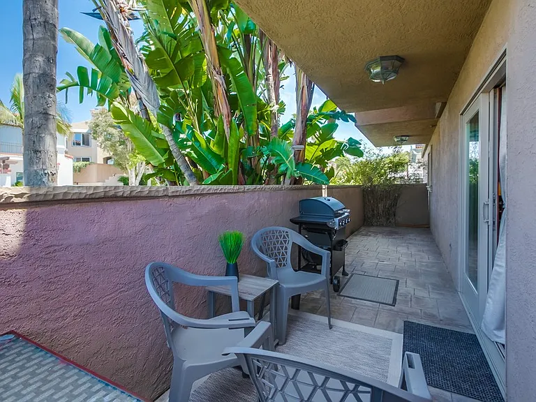 525 Marine St #1 — Photo 18