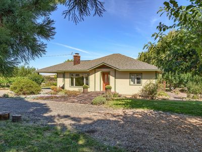 2045 E Main St, Ashland, OR, 97520