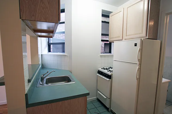 Rented by J Misrahi Realty Corp | media 62