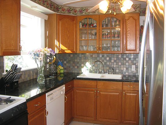 KITCHEN VIEW