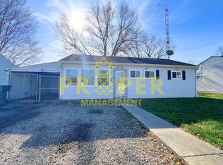 4586 Live Oak Dr, Dayton, OH 45417