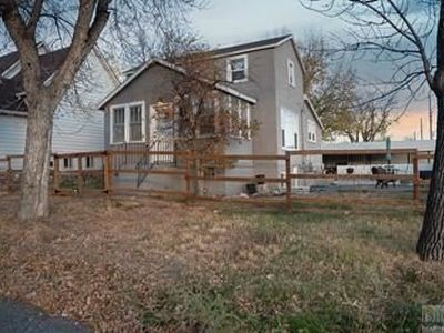 28 N 2nd St, Columbus, MT, 59019