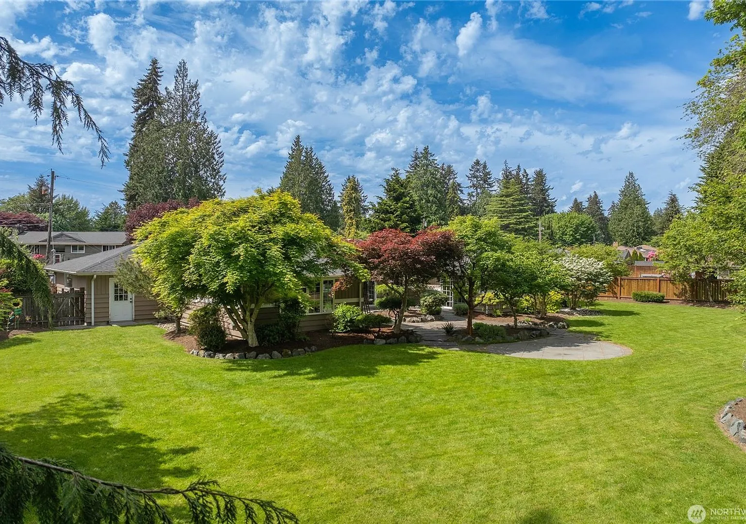 3Bd/2.5Ba Woodway Home — Photo 4