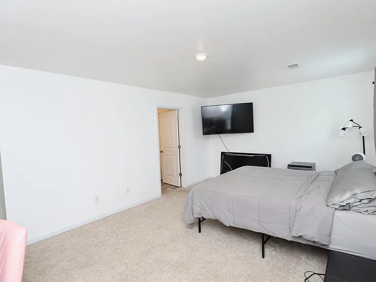 2037 Elmridge Rd — Photo 41