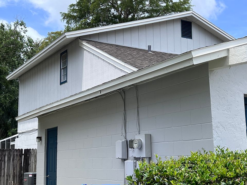 2nd image of 3004 Cedaridge Dr