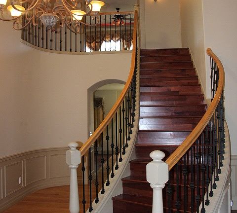 5th image of 16149 Northup Way