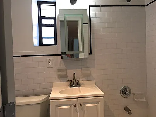 Rented by Friedman Roth Realty | media 28