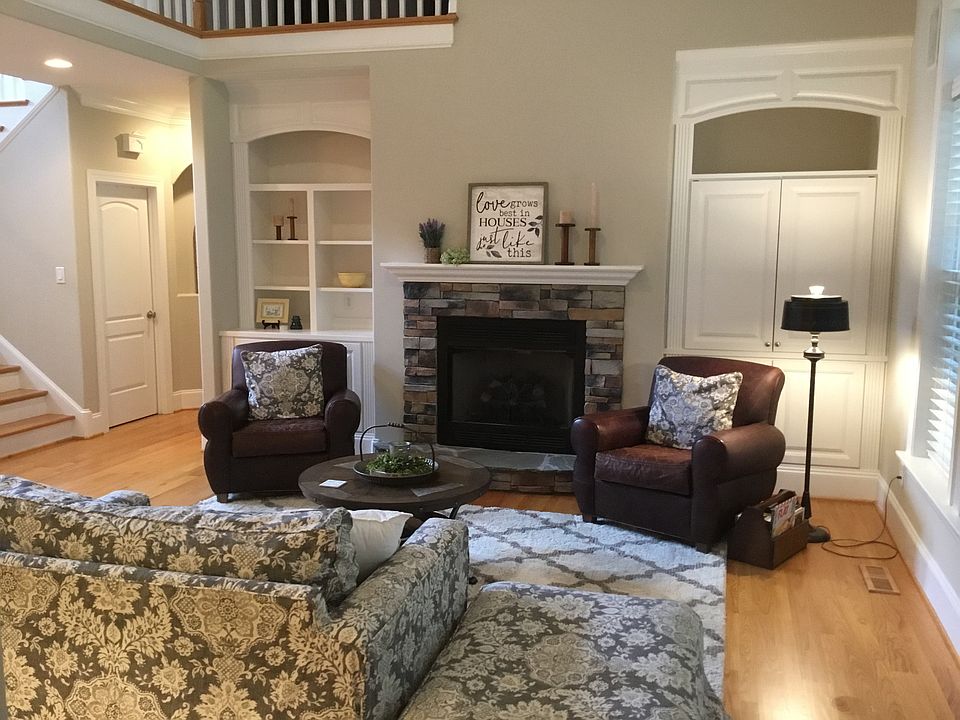 1st image of 8163 Stillwater Dr