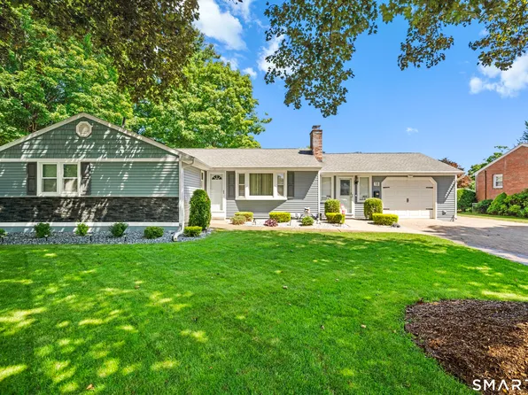 18 Saint James Avenue, Enfield, CT 06082