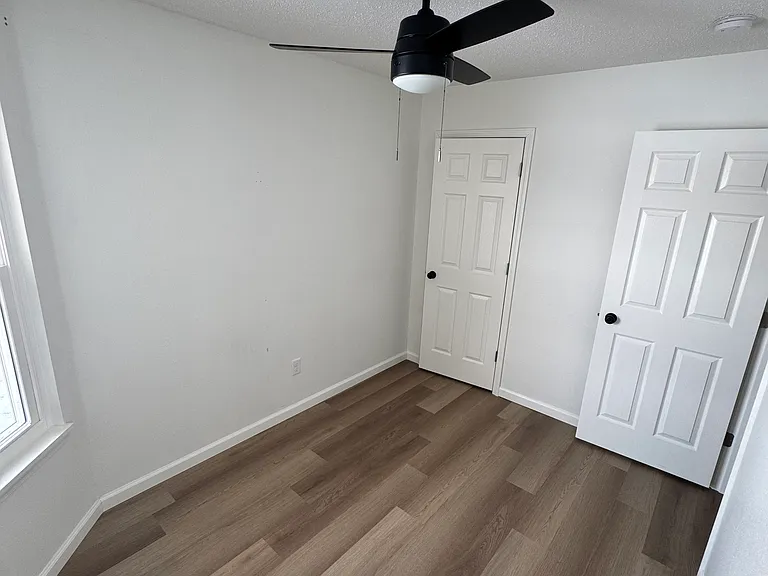 Second bedroom alternate view showing flexible layout.