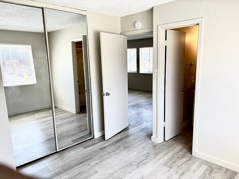 1280 University Ave #B — Photo 4