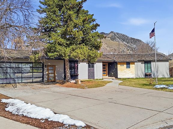 3rd image of 1535 Sumac Dr