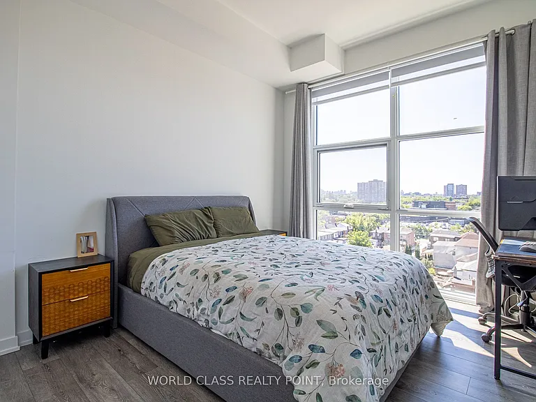 1787 Saint Clair Ave W #906 — Photo 11