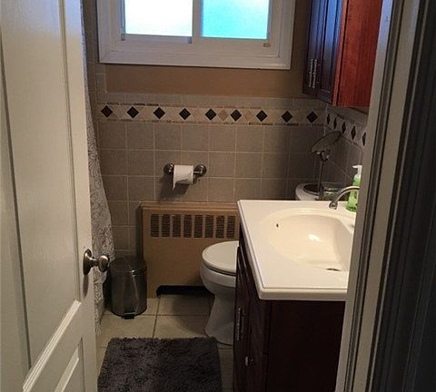 4th image of 40 Siracusa Blvd