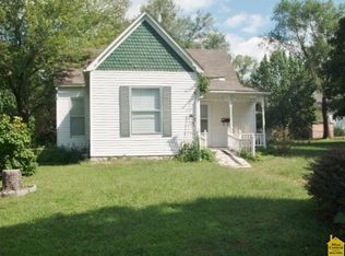 1911 S Quincy Ave, Sedalia, MO 65301