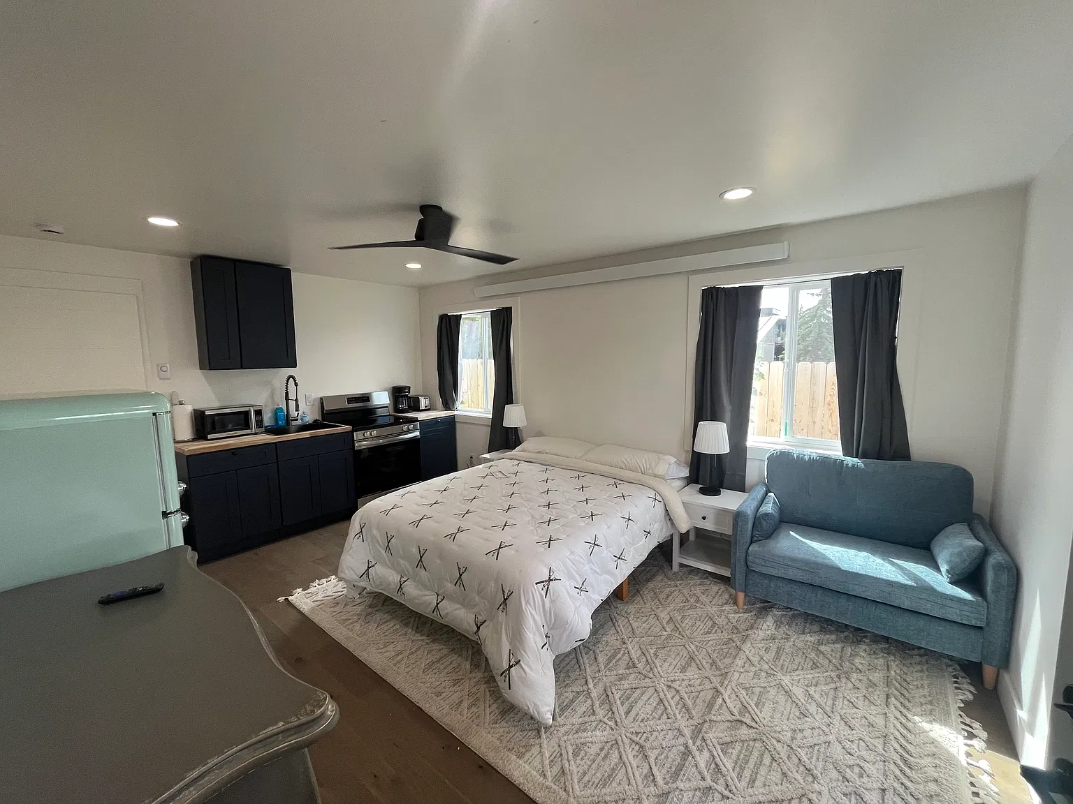 Studio, 450 sqft, $2,000 — Photo 4