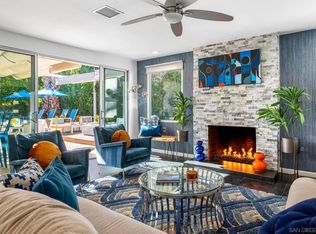 133 W San Carlos Rd, Palm Springs, CA 92262