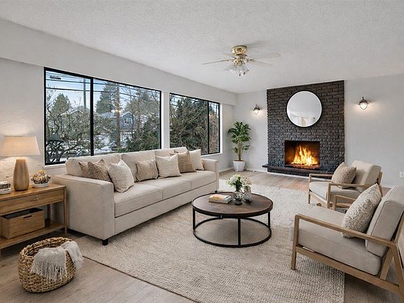 3rd image of 19575 Hammond Rd