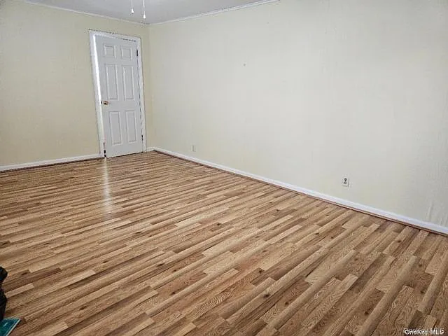 560 E Broadway #SIDE — Photo 4