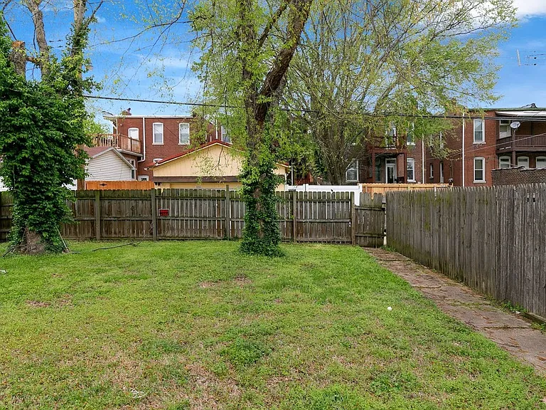 3223 Pestalozzi St #2F — Photo 15