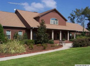 3004 W Chapel Hill Rd SW, Decatur, AL 35603