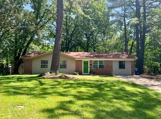 1401 Bellwood Dr, Conway, AR 72034