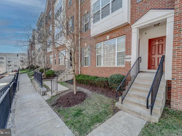 2339 Kew Gardens Dr, Woodbridge, VA 22191