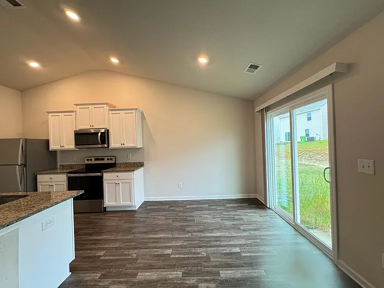704 Cider Mill Way — Photo 3